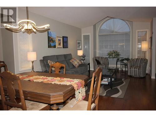 Open Concept - 1634 Carmi Avenue Unit# 129, Penticton, BC - Indoor Photo Showing Dining Room