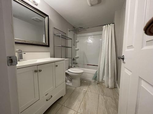 Basement-70Xx 201 Street, Langley, BC - Indoor Photo Showing Bathroom