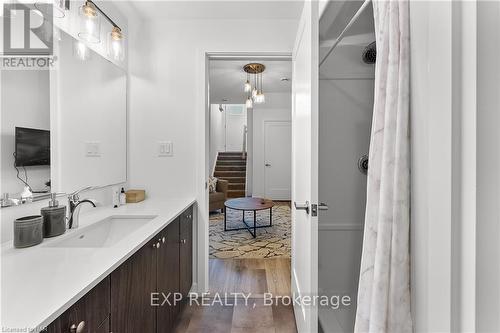 114 - 781 Clare Avenue, Welland, ON - Indoor Photo Showing Bathroom