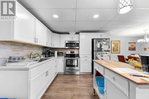 846 Green Lake Road, North Algona Wilberforce, ON - Indoor Photo Showing Kitchen With Double Sink