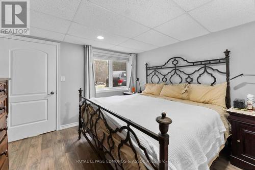 846 Green Lake Road, North Algona Wilberforce, ON - Indoor Photo Showing Bedroom