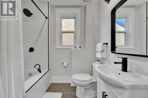 200 Bingham Avenue, Toronto, ON - Indoor Photo Showing Bathroom