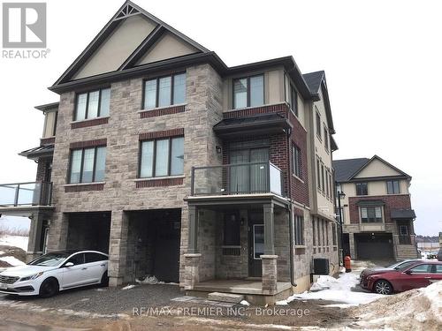 60 Farley Lane, Hamilton, ON - Outdoor With Balcony With Facade