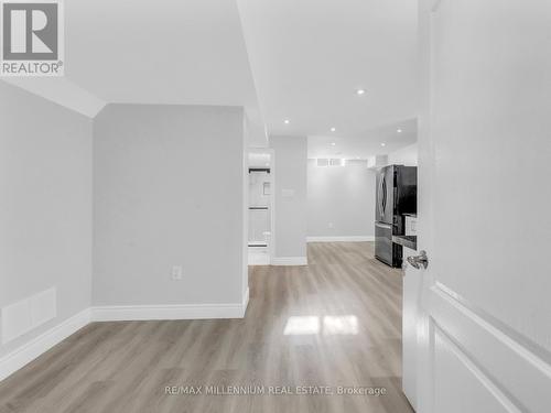 435 Stonegate Avenue, Oshawa, ON - Indoor Photo Showing Other Room