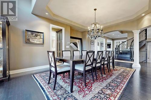 350 Paradelle Drive, Richmond Hill, ON - Indoor Photo Showing Dining Room