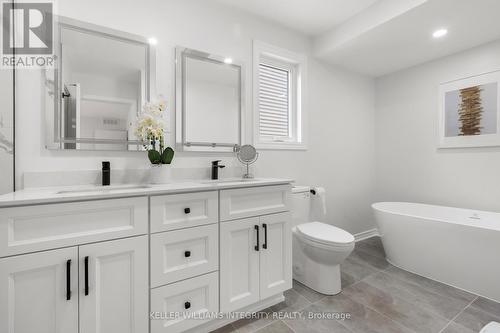 17 Welby Court, Ottawa, ON - Indoor Photo Showing Bathroom