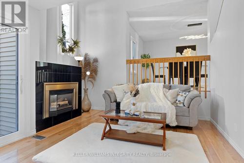 17 Welby Court, Ottawa, ON - Indoor Photo Showing Living Room With Fireplace