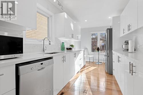 17 Welby Court, Ottawa, ON - Indoor Photo Showing Kitchen