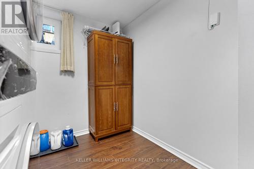 17 Welby Court, Ottawa, ON - Indoor Photo Showing Other Room