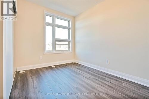 115 - 1569 Rose Way, Milton, ON - Indoor Photo Showing Other Room