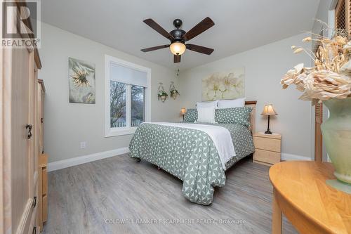 177 Elmore Drive, Halton Hills, ON - Indoor Photo Showing Bedroom