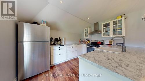 Upper - 31 Green Street, Guelph, ON - Indoor Photo Showing Kitchen