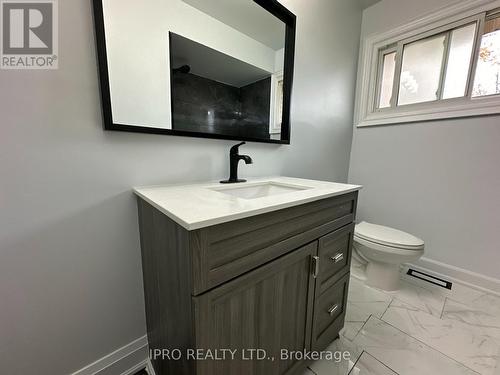 20 Highland Road W, Hamilton, ON - Indoor Photo Showing Bathroom