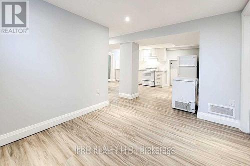 20 Highland Road W, Hamilton, ON - Indoor Photo Showing Other Room