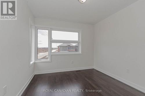 10 Spiers Road, Erin, ON - Indoor Photo Showing Other Room