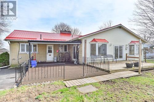 1094 Highway 2, Kingston (Kingston East (Incl Cfb Kingston)), ON - Outdoor With Deck Patio Veranda