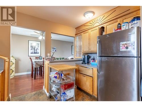 kitchen - 1105 Maclean Crescent, Cache Creek, BC - Indoor Photo Showing Kitchen