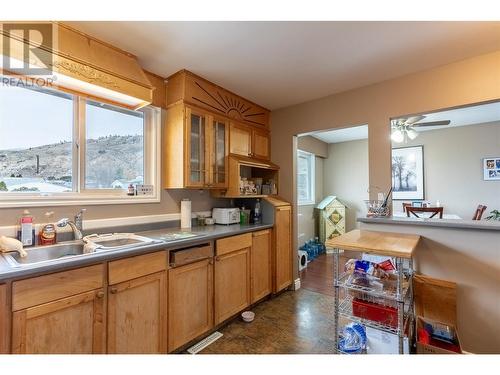 KITCHEN - 1105 Maclean Crescent, Cache Creek, BC - Indoor Photo Showing Kitchen With Double Sink