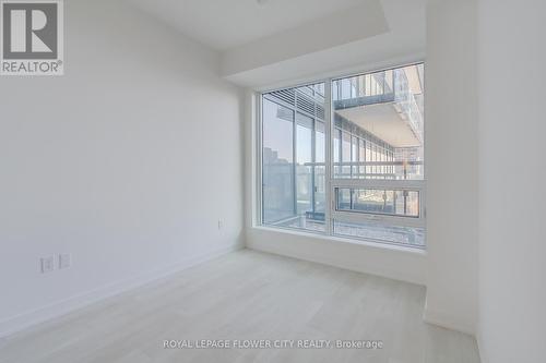 524 - 117 Broadway Avenue, Toronto, ON - Indoor Photo Showing Other Room