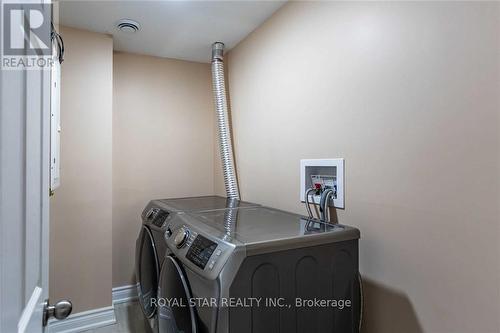 8105 Reilly Street, Niagara Falls, ON - Indoor Photo Showing Laundry Room