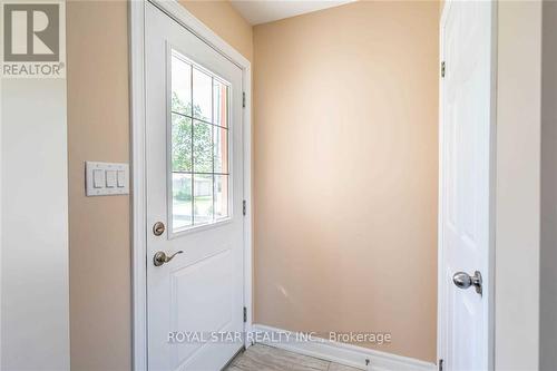 8105 Reilly Street, Niagara Falls, ON - Indoor Photo Showing Other Room