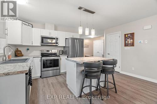 102 Huron Heights Drive, Ashfield-Colborne-Wawanosh, ON - Indoor Photo Showing Kitchen With Double Sink