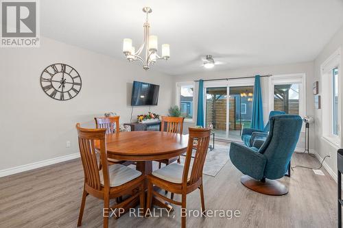 102 Huron Heights Drive, Ashfield-Colborne-Wawanosh, ON - Indoor Photo Showing Dining Room