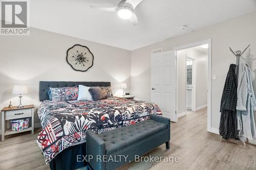 102 Huron Heights Drive, Ashfield-Colborne-Wawanosh, ON - Indoor Photo Showing Bedroom