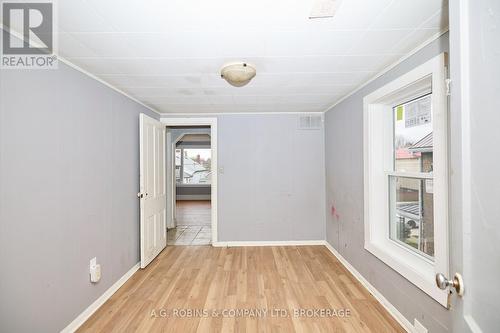 31 Wright Street, Welland (773 - Lincoln/Crowland), ON - Indoor Photo Showing Other Room