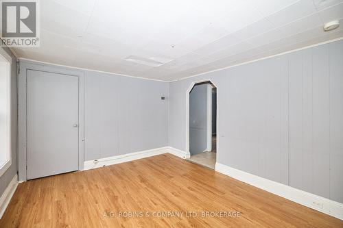 31 Wright Street, Welland (773 - Lincoln/Crowland), ON - Indoor Photo Showing Other Room