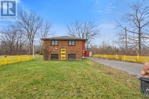 8279 Stanley Avenue, Niagara Falls (221 - Marineland), ON - Outdoor