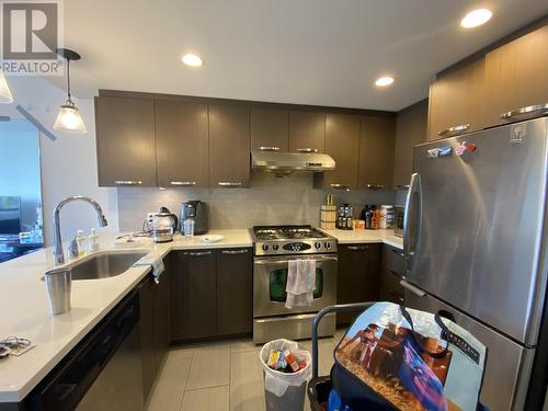 608 8333 Anderson Road, Richmond, BC - Indoor Photo Showing Kitchen With Upgraded Kitchen