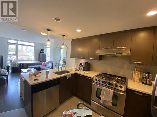 608 8333 Anderson Road, Richmond, BC - Indoor Photo Showing Kitchen