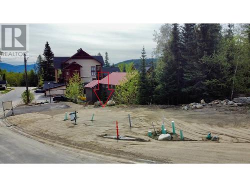 1036 Olaus Way, Rossland, BC 