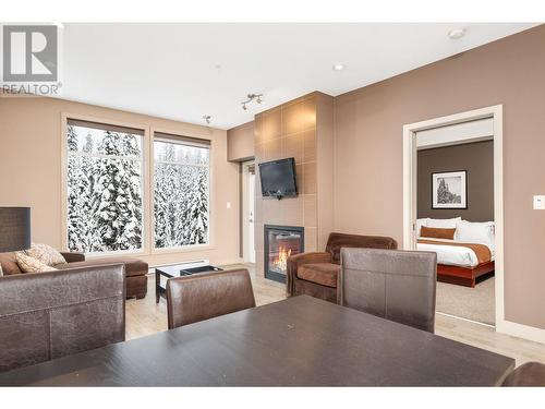 30 Monashee Road Unit# 310, Silver Star, BC - Indoor Photo Showing Living Room With Fireplace