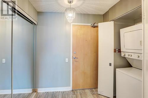 307 - 77 Lombard Street, Toronto, ON - Indoor Photo Showing Laundry Room