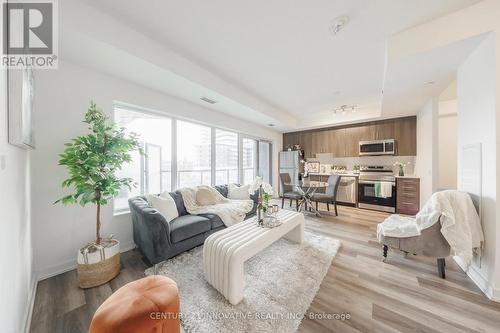 301 - 1480 Bayly Street, Pickering, ON - Indoor Photo Showing Living Room