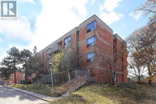 411 - 1705 Mccowan Road, Toronto, ON - Outdoor