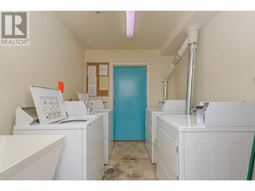 409 Main Street Unit# 302, Sicamous, BC - Indoor Photo Showing Laundry Room