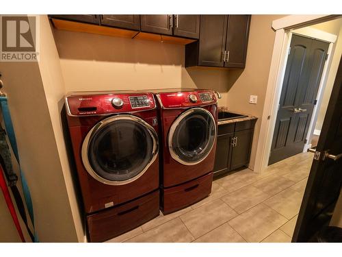 5117 Coho Place, Terrace, BC - Indoor Photo Showing Laundry Room