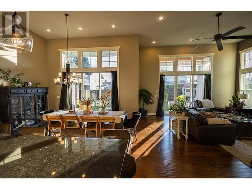 5117 Coho Place, Terrace, BC - Indoor Photo Showing Living Room