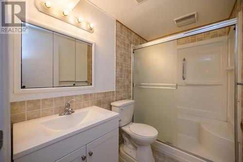 2047 Norwood Street, Prince George, BC - Indoor Photo Showing Bathroom