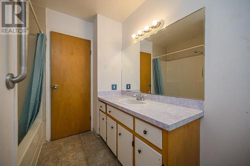 2047 Norwood Street, Prince George, BC - Indoor Photo Showing Bathroom