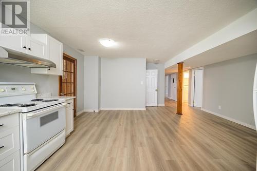 2047 Norwood Street, Prince George, BC - Indoor Photo Showing Kitchen