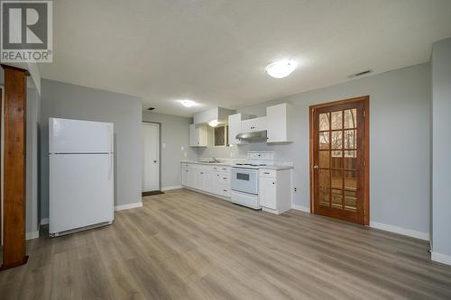 2047 Norwood Street, Prince George, BC - Indoor Photo Showing Kitchen