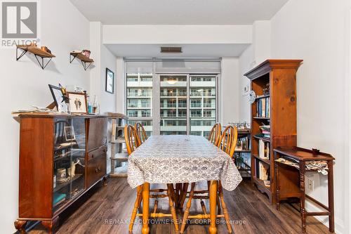 1306 - 65 Speers Road, Oakville, ON - Indoor Photo Showing Dining Room