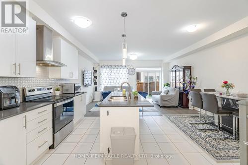 129 Adventura Road, Brampton, ON - Indoor Photo Showing Kitchen With Upgraded Kitchen