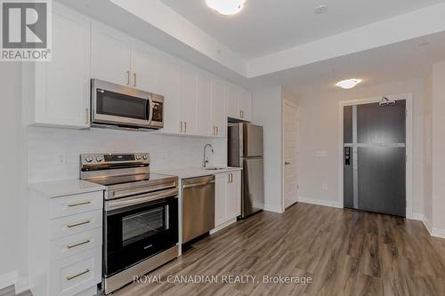 411 - 480 Gordon Krantz Avenue, Milton, ON - Indoor Photo Showing Kitchen With Stainless Steel Kitchen With Upgraded Kitchen