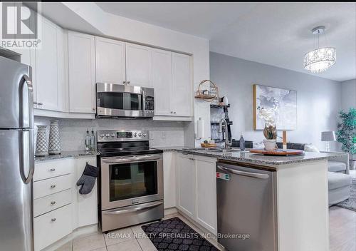 2008 - 90 Absolute Avenue, Mississauga, ON - Indoor Photo Showing Kitchen With Upgraded Kitchen