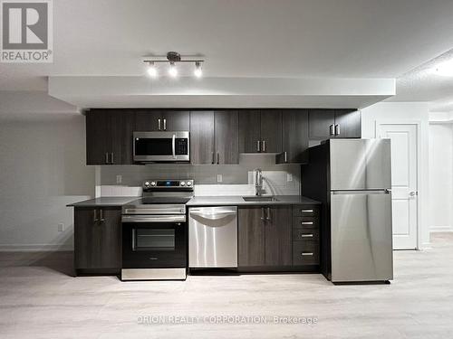 804 - 1435 Celebration Drive, Pickering, ON - Indoor Photo Showing Kitchen